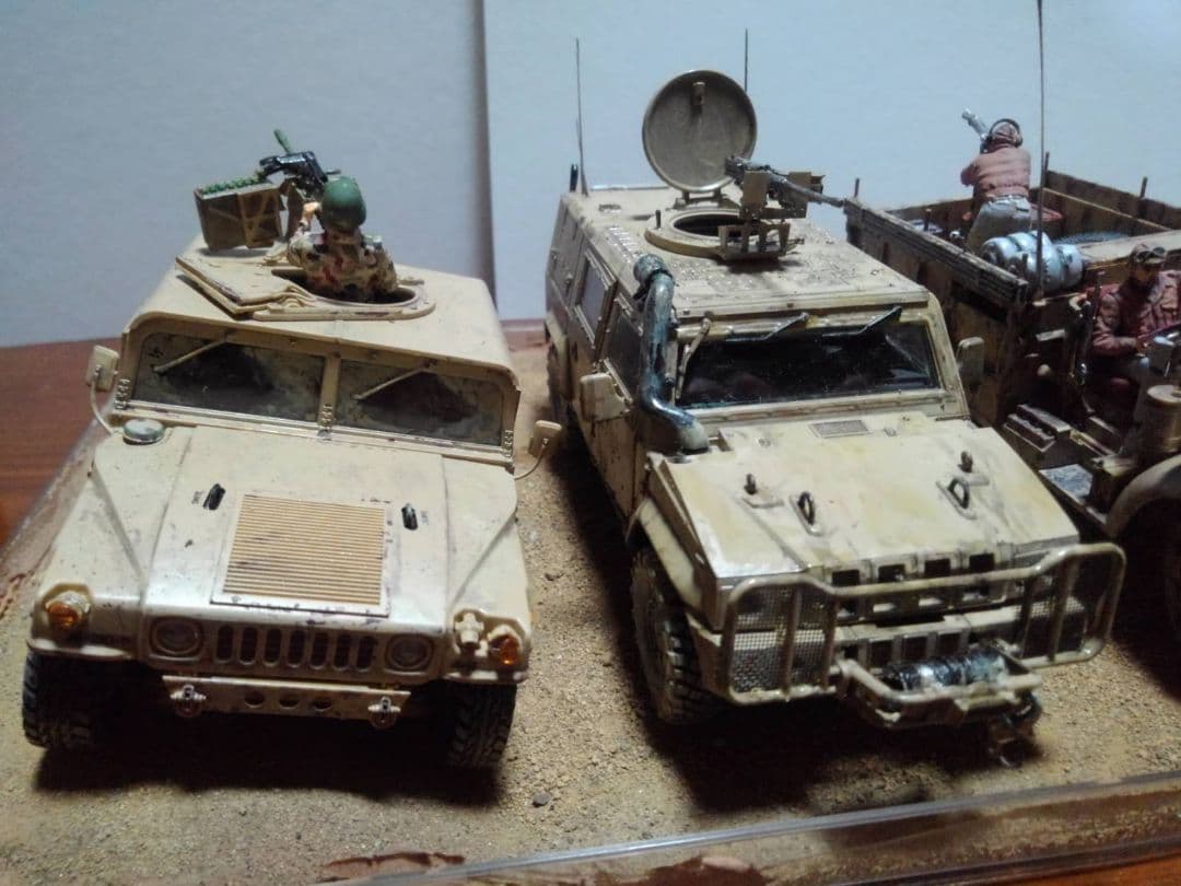 1/35 装甲車両3台セット　完成品
