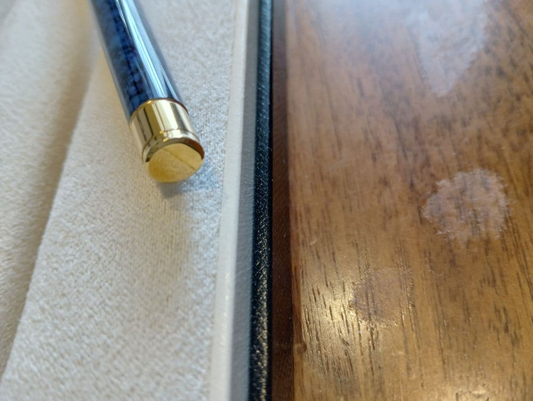 MONT BLANC 万年筆 F ノブレスマーブルゴールド　セール