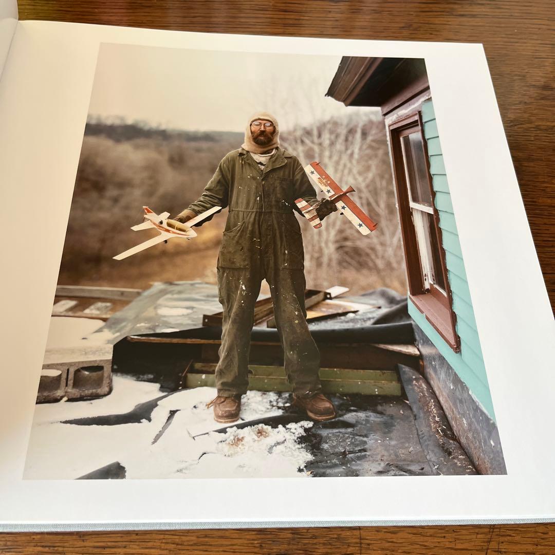 アート・デザイン・音楽 Alec Soth Sleeping by the Mississippi