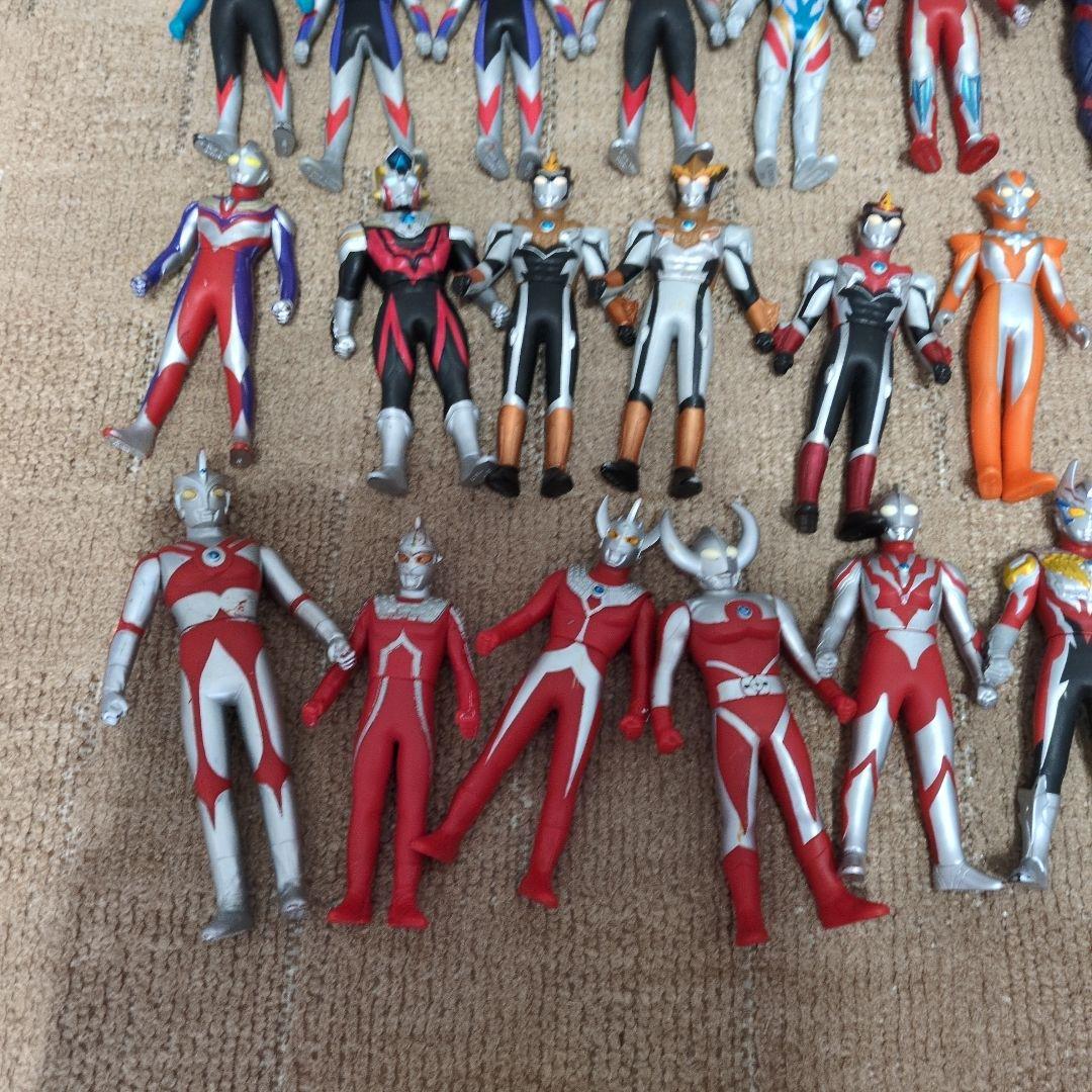 ウルトラマン　フィギュア　ソフビ　マント