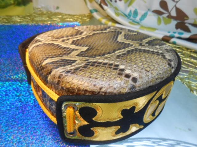 新品未使用(送料無料)19.980円　盛嶋開鐘蛇皮強化(二重張)型チーガ