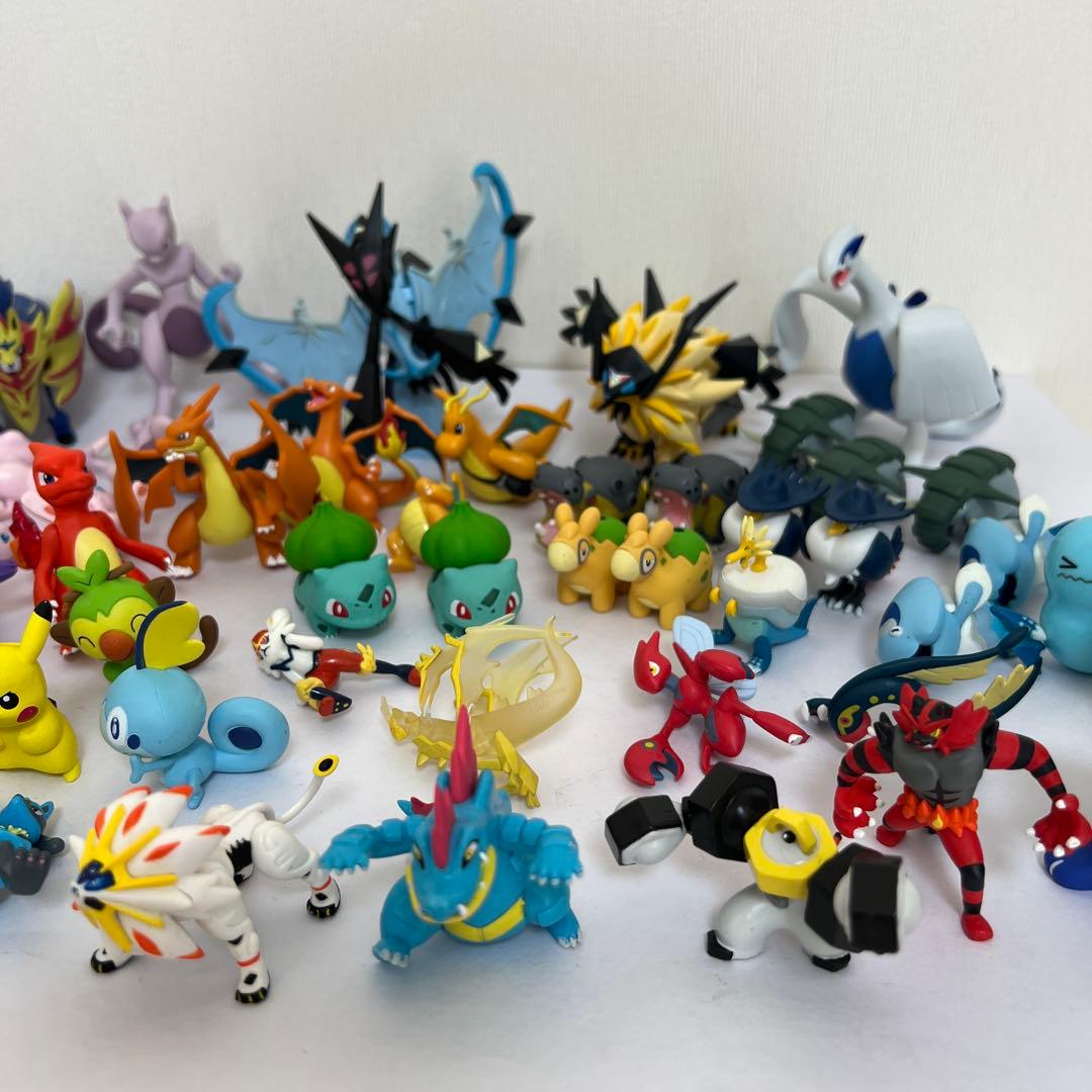 ポケモンフィギュアモンコレキーホルダー指人 形ソフビまとめ売り