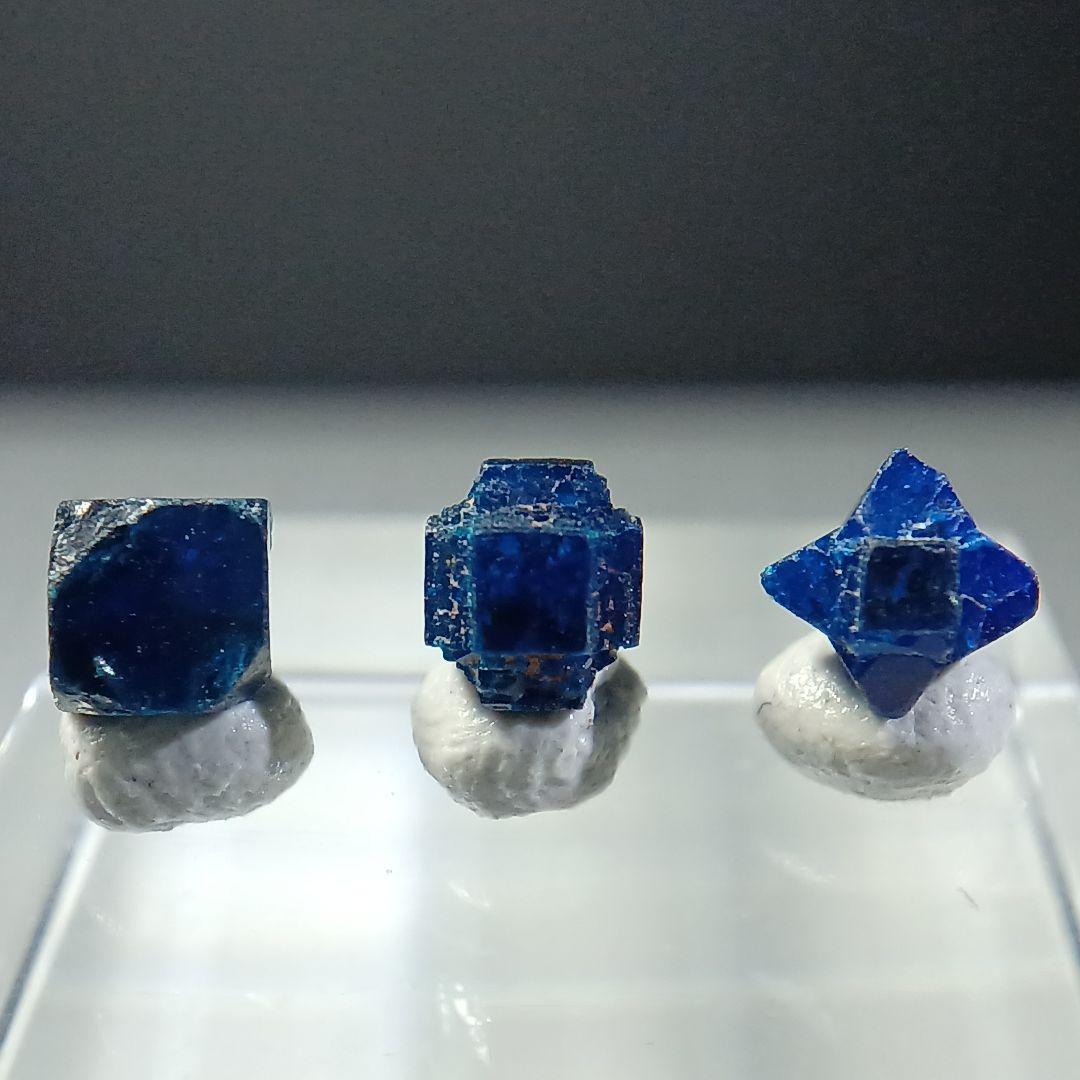 ひじキング　キュマンジュ石　擬ボレオ石　ボレアイト　原石セット　鉱物標本