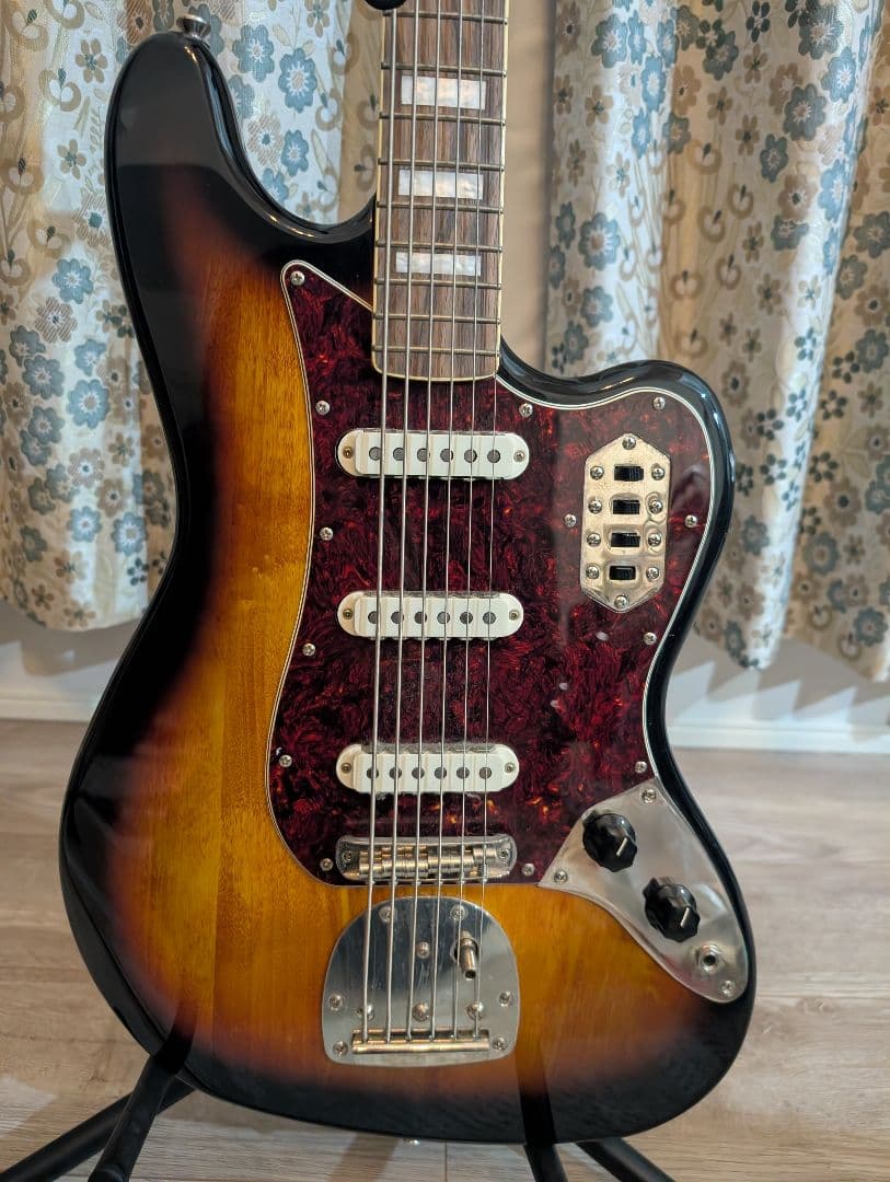 Squier　BASS VI スクワイア　ベースシックス