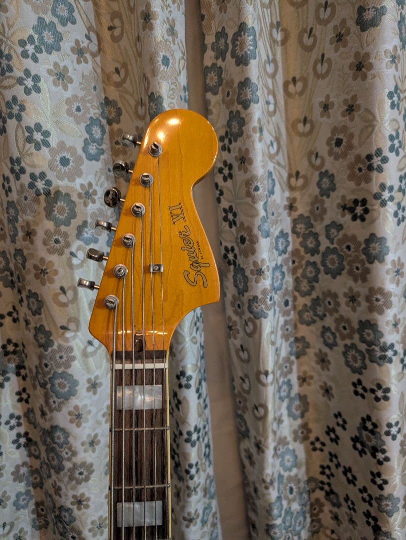 Squier　BASS VI スクワイア　ベースシックス