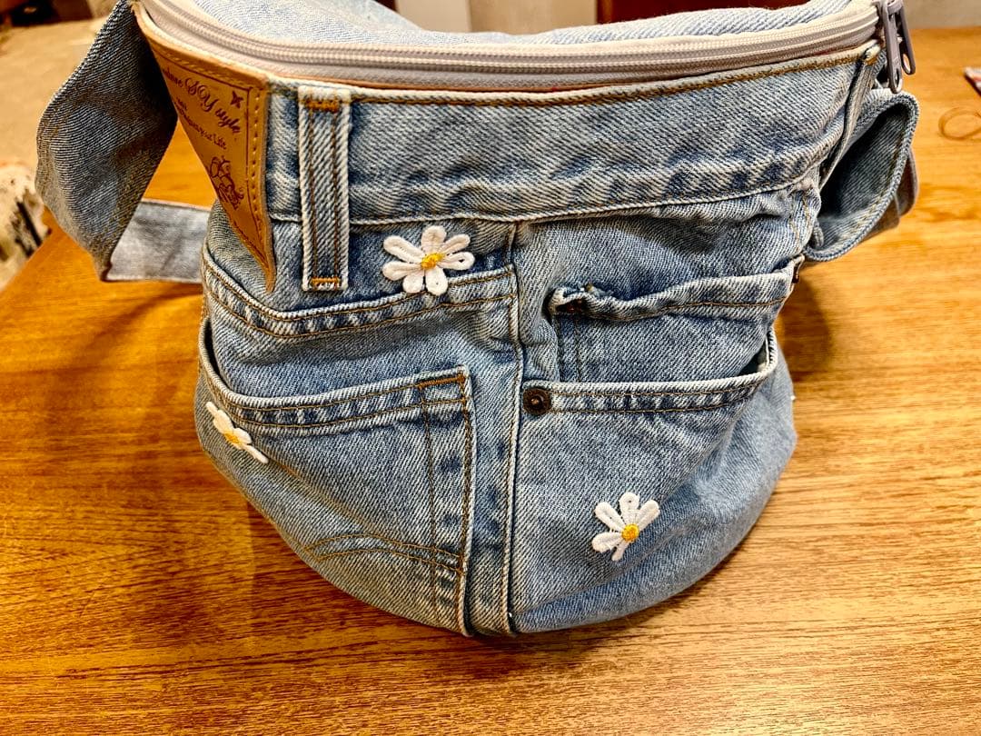 ルシアンエサヨ　デニムタンブール TMサイズ マーガレット小型犬用キャリーバック