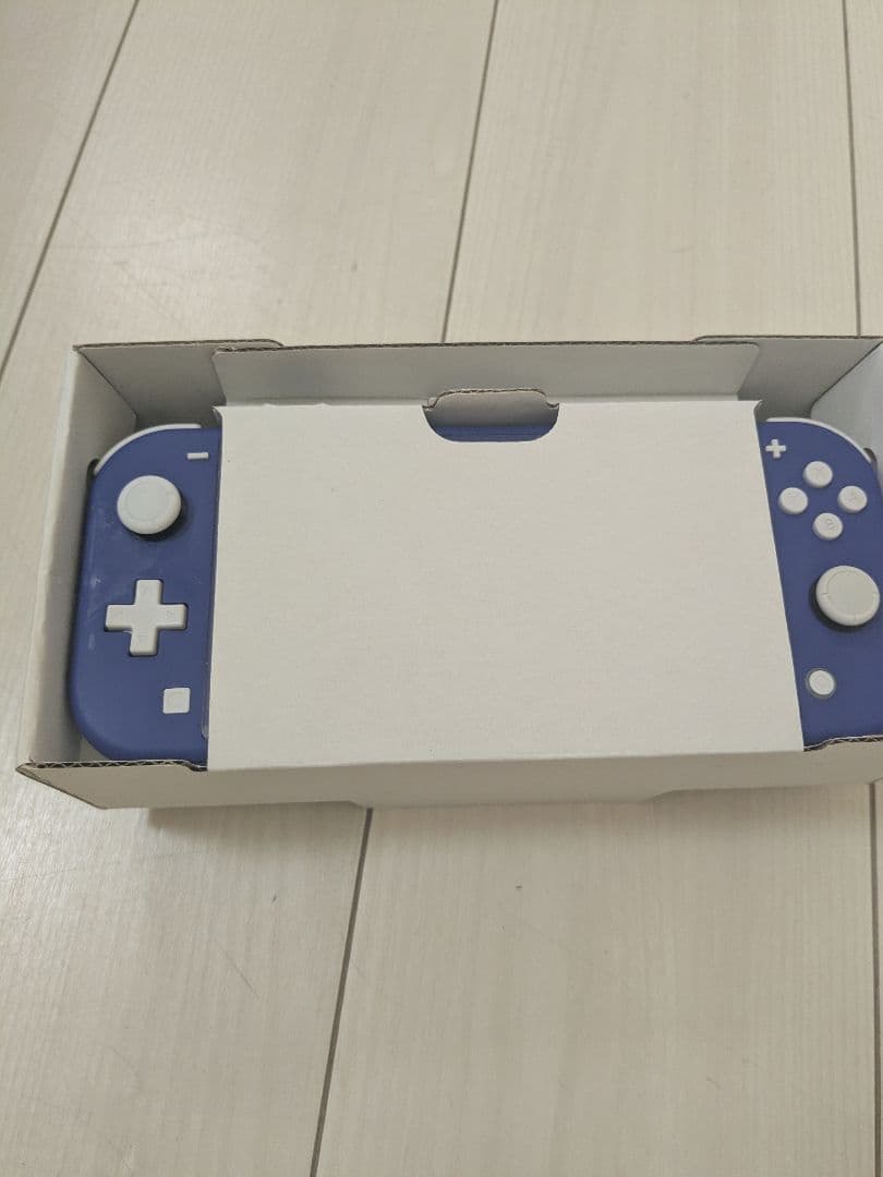 Nintendo Switch Lite ブルー 本体 箱付き