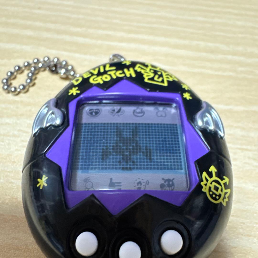 デビルっちのたまごっち　ブラック　ケース付き