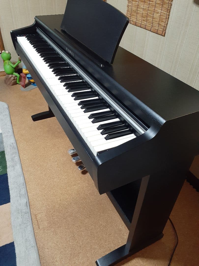 KAWAI　電子ピアノ　CN23B