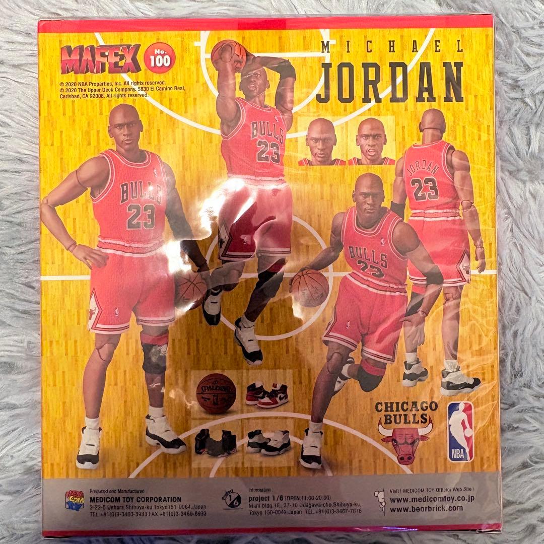 MAFEX No.100 マイケルジョーダン シカゴブルズ メディコムトイ　新品