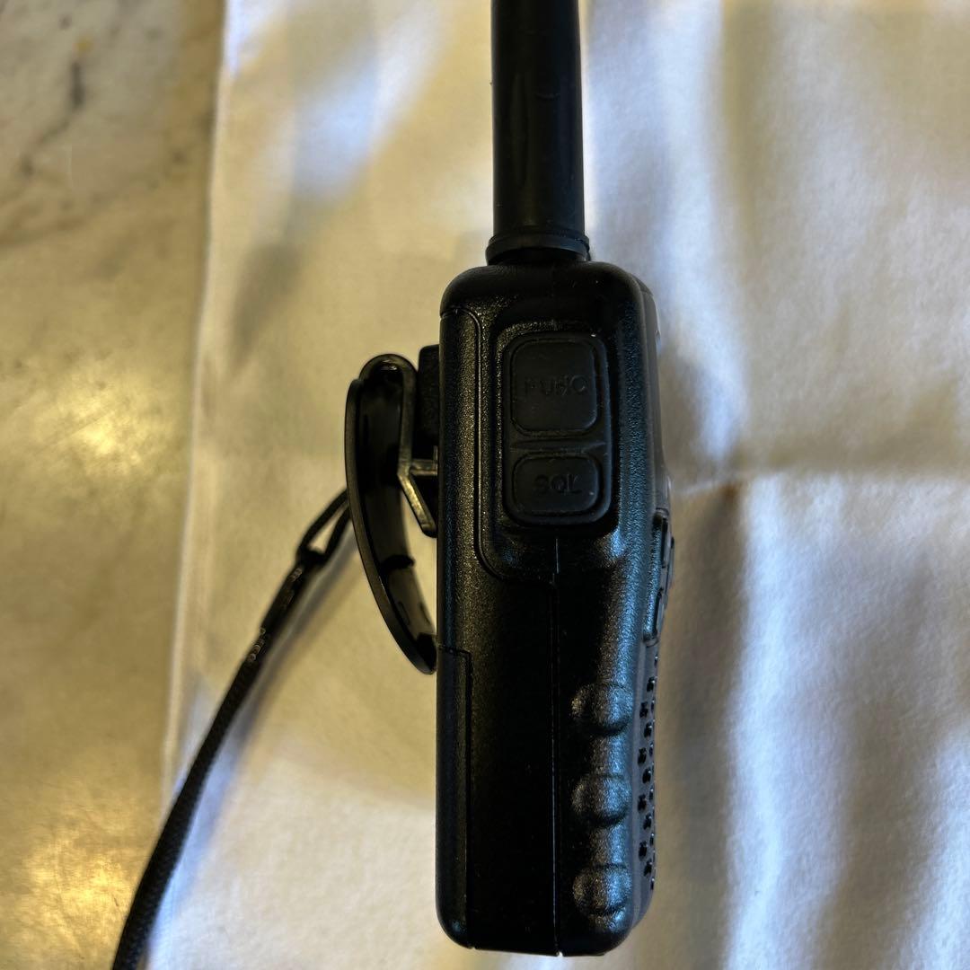 ICOM 広域受信機　IC-R5