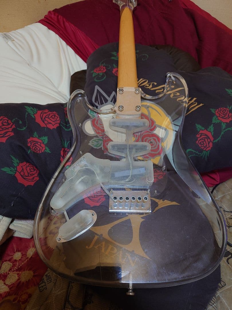 アクリル ストラト