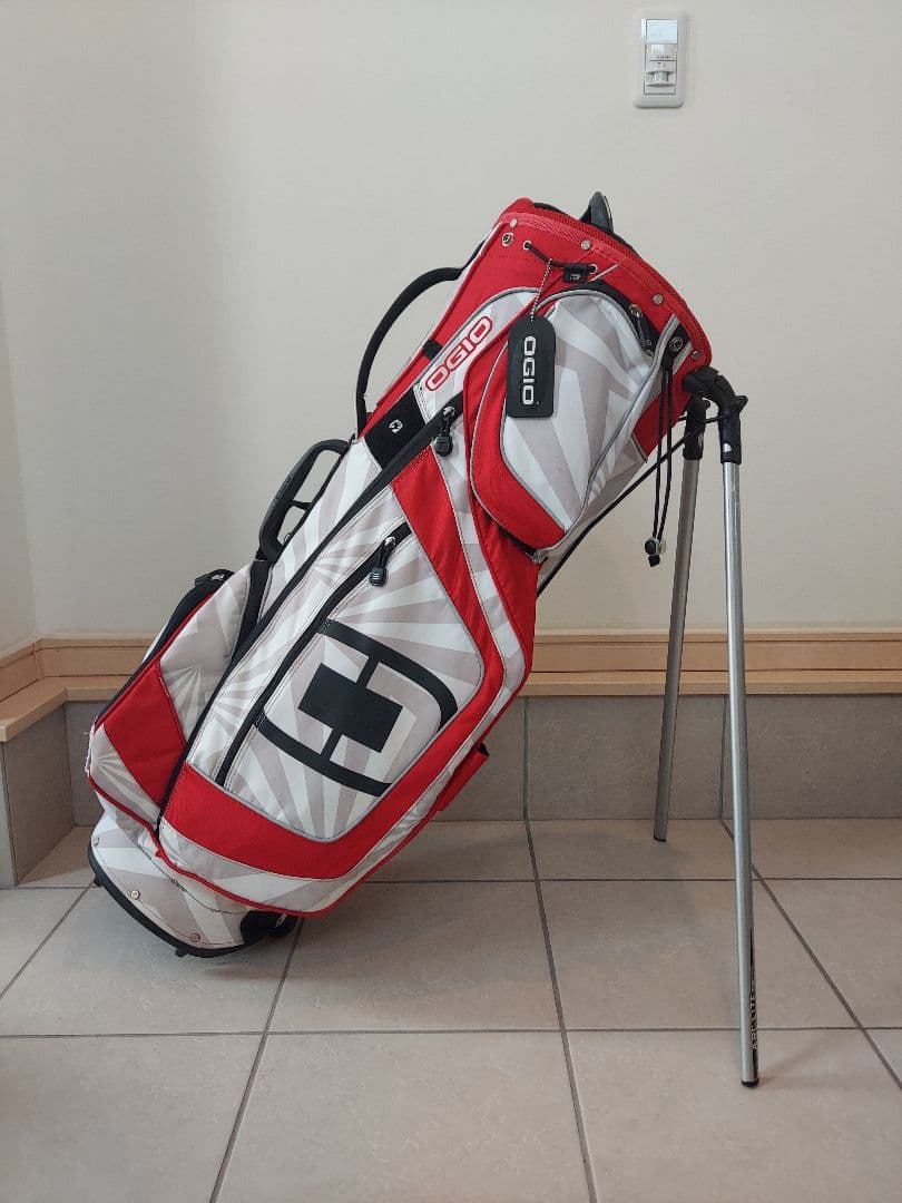 OGIO オジオ キャディバッグ ホワイト/レッド 8分割