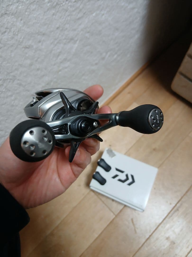 ZILLION SV TW 1000L ベイトリール RCSノブ付き