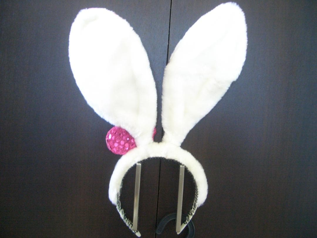 ピンク　バニーガール　衣装　11人分セット　うさ耳・チョーカー・アームバンド付