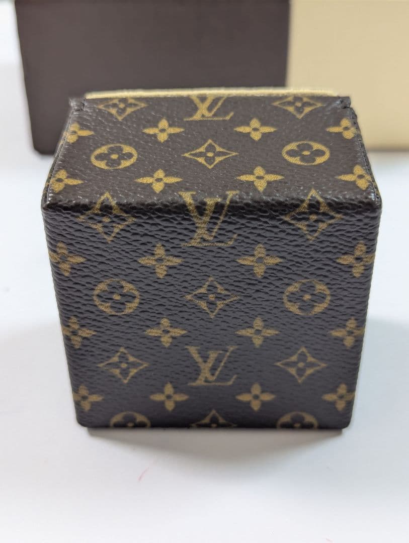 ルイヴィトン ジュエリーケース モノグラム アクセサリーケース BOX