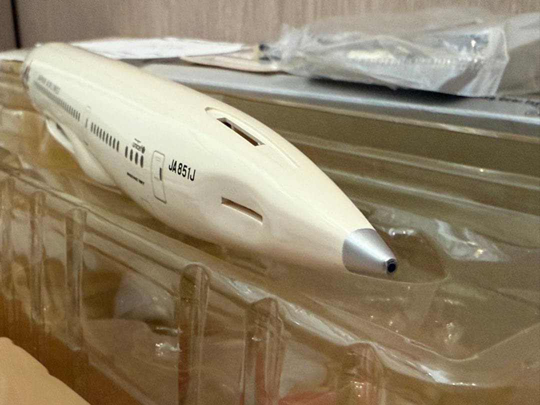 S*!様 貴重！幻のアーク塗装 JAL日本航空 B787-8 1/200