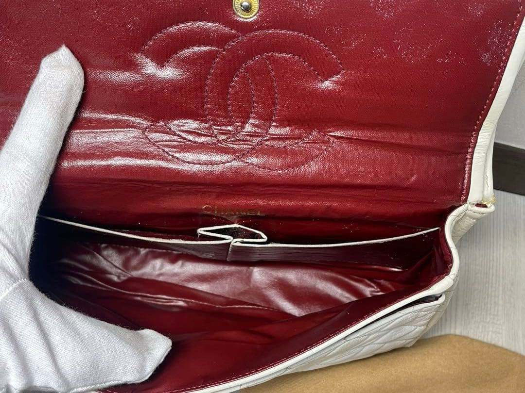 CHANELキルティング　マトラッセ チェーン ショルダーバッグ ラムスキン