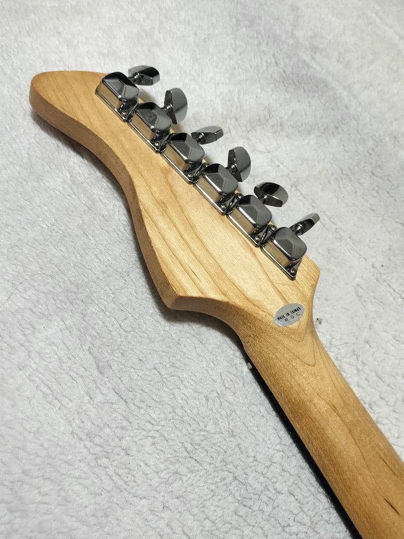 Fernandes フェルナンデス ストラトキャスター 黒 LE-1Z ケース付