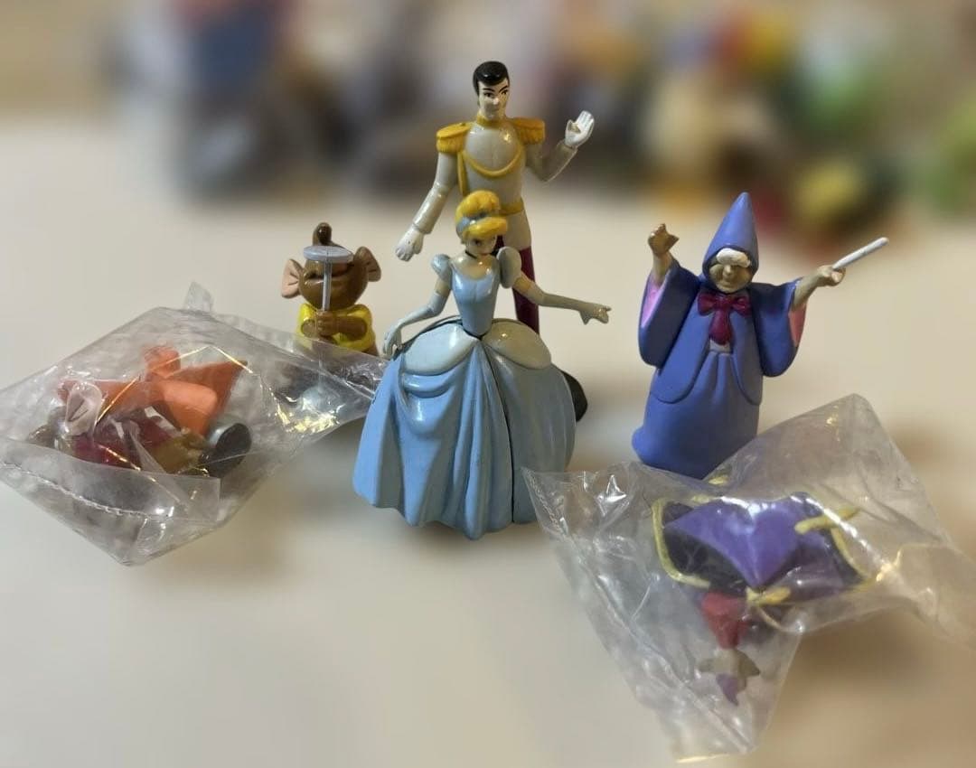 ディズニーチョコエッグ シークレット込み　75個セット！！