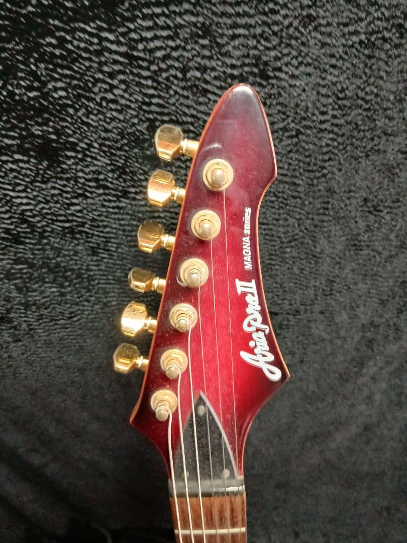 AriaproIIMAGNA Shires 中古ソフトケースシールドストラップ付