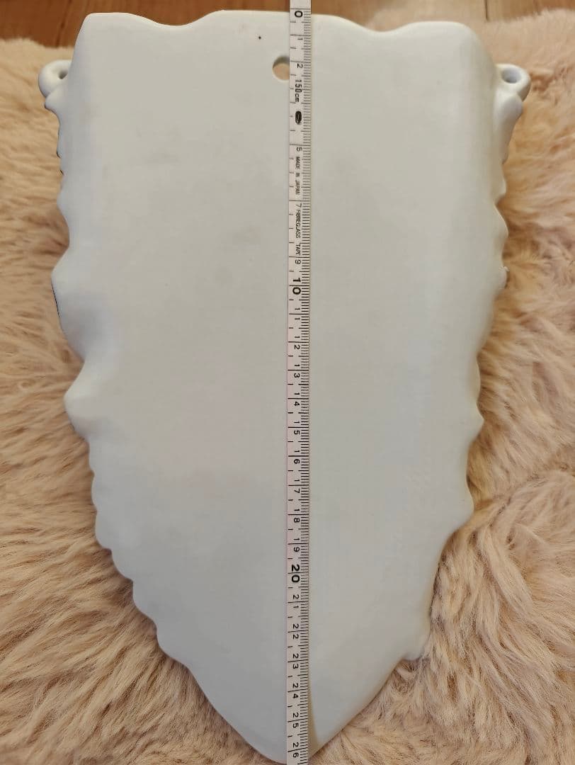 陶器の壁飾り 男女の人物