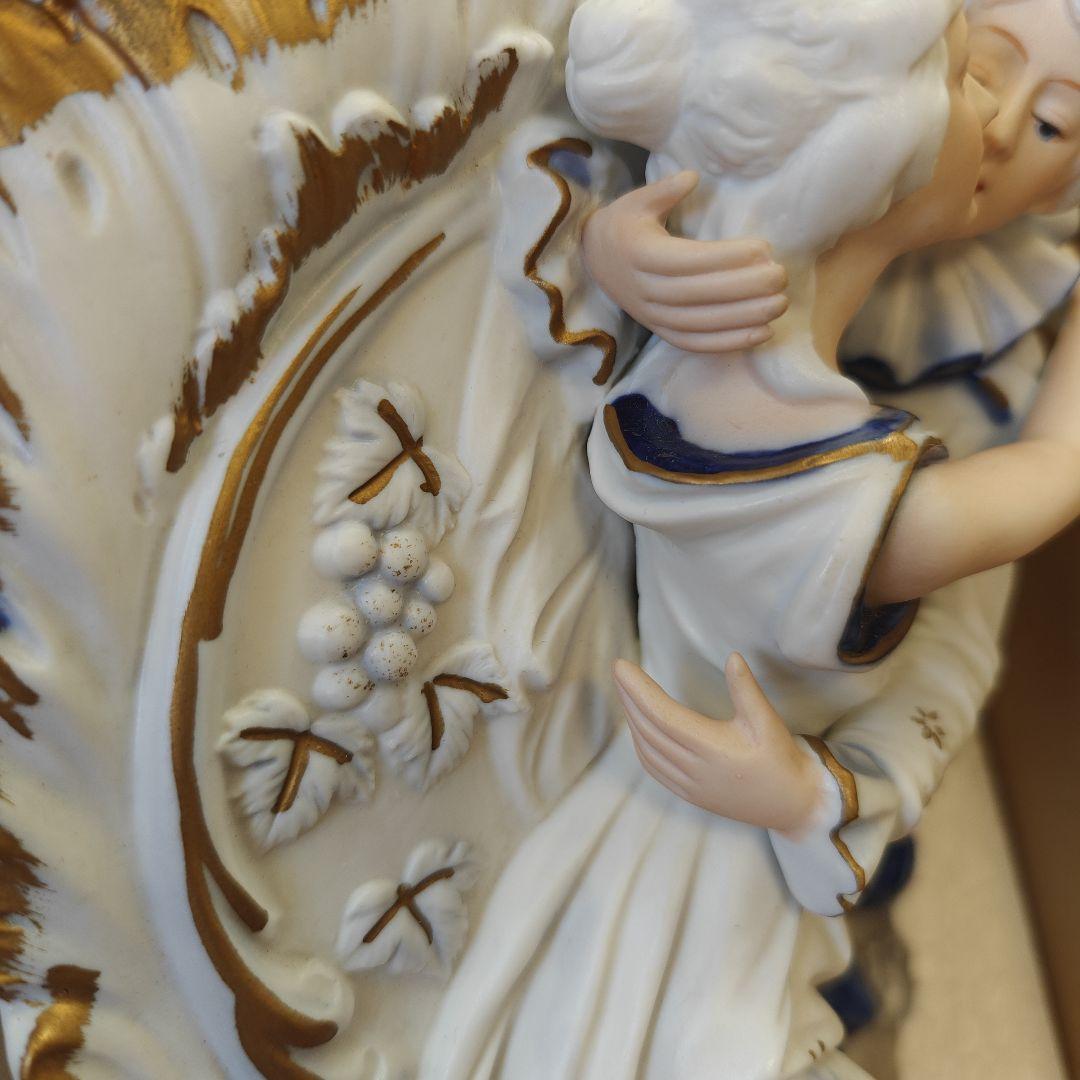 陶器の壁飾り 男女の人物