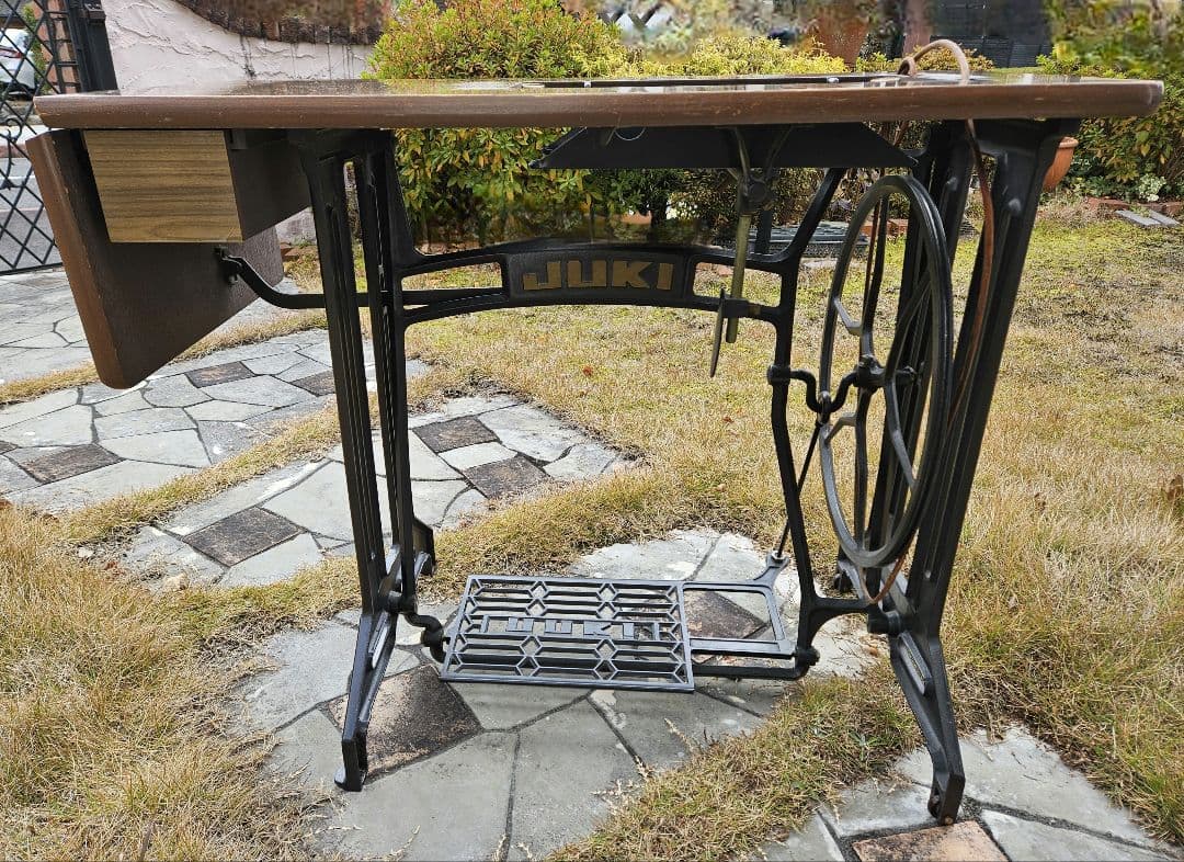 JUKI 足踏みミシン台 アンティーク 木製板付き 送料別