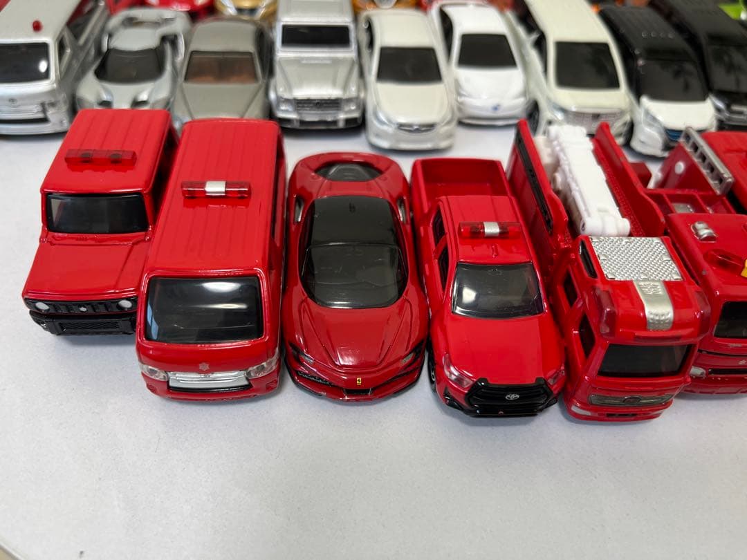 トミカ　まとめ売り　大量　約85台
