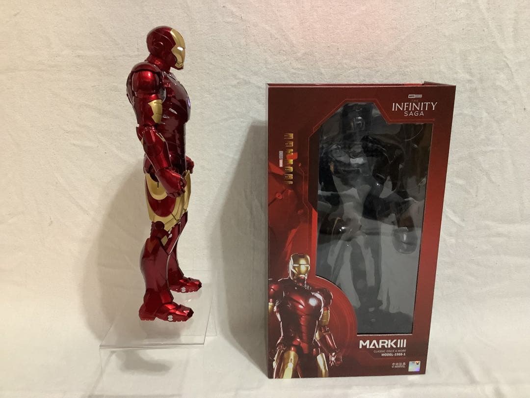 中动玩具 1/5 IRON MAN MK3 アクションフィギュア 発光機能付き