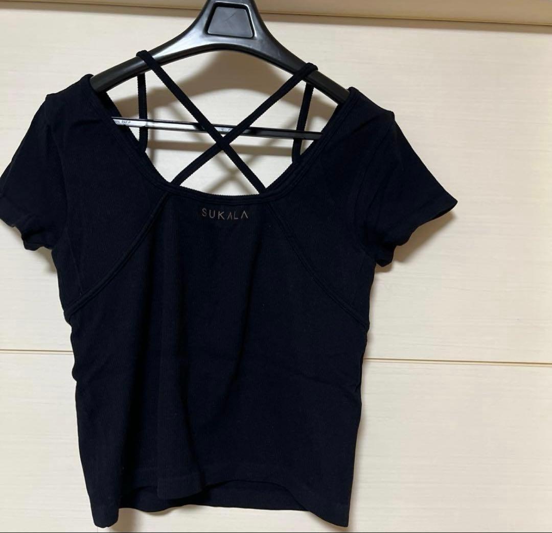 SUKALA カップ付きオープンネック ヨガウェア　Lサイズ　黒