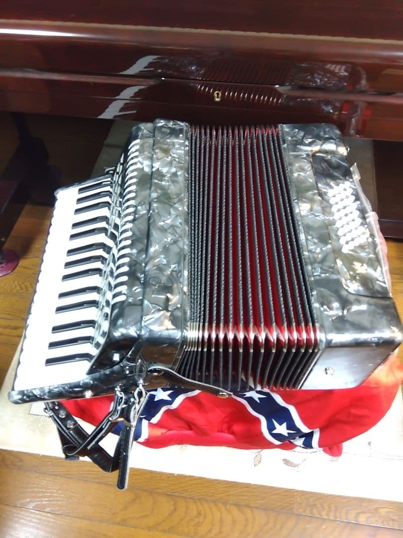 KC（キョーリツ) アコーディオン ACD500/レッド 32鍵盤+32ベース