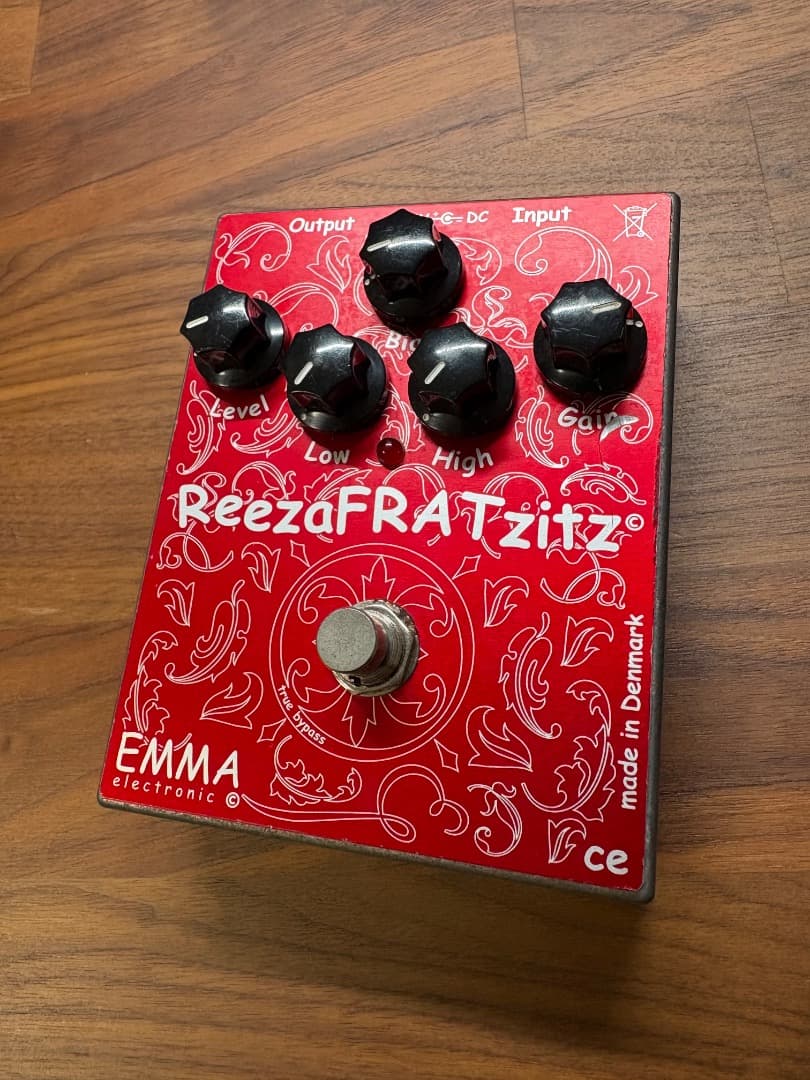 EMMA ReezaFRATzitz Ⅱギターエフェクター
