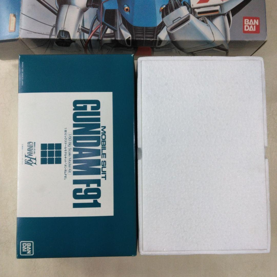 新品　未組立　最安値　1/60　F91　ガンプラ