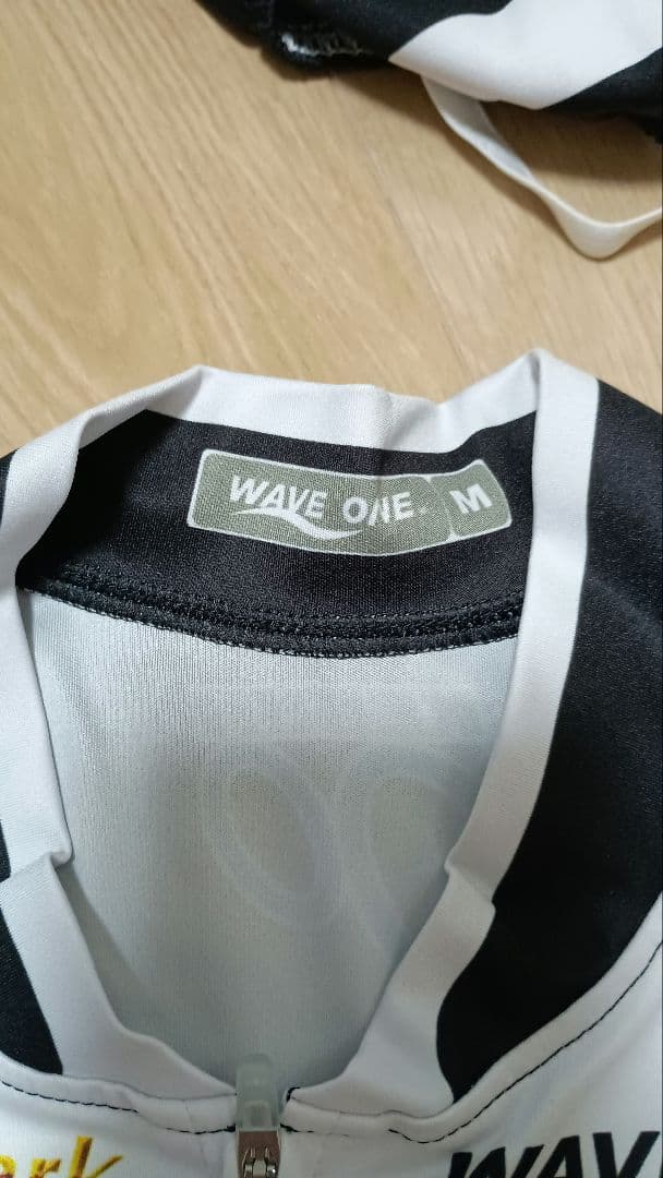 入手困難 ガールズケイリン　競輪　ユニフォーム ヘルメットカバー　実使用品