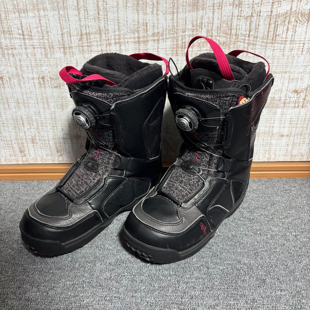 【送料無料】SALOMON スノーボードブーツ