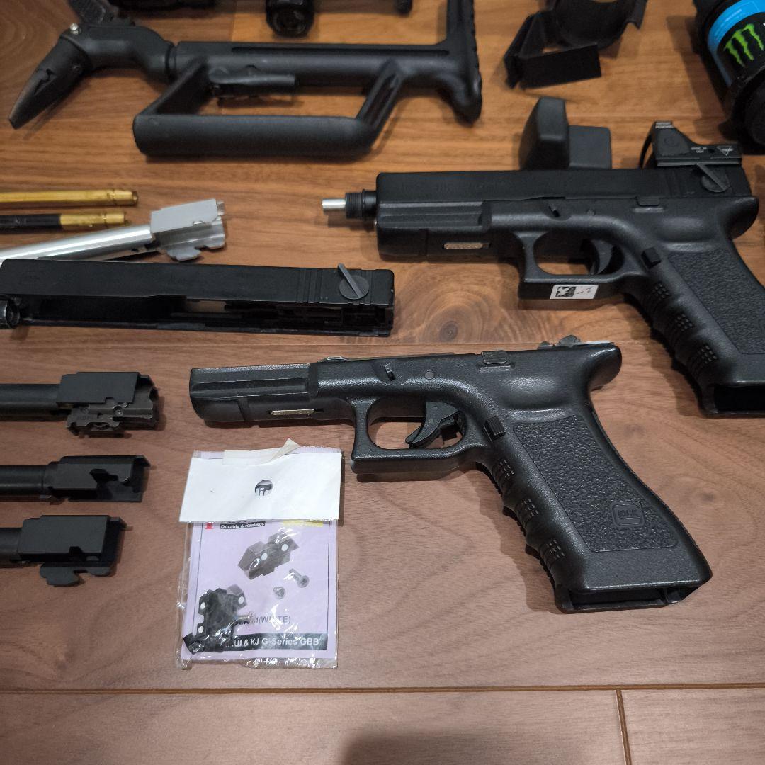 東京マルイ製Glock 18C 他 グロック関連パーツとおまけ