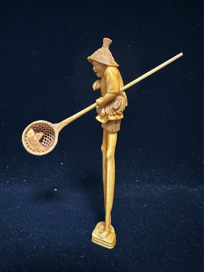 根付　置物　アンティーク　天然素材　仏像　彫刻 古美術品　細密細工　骨董