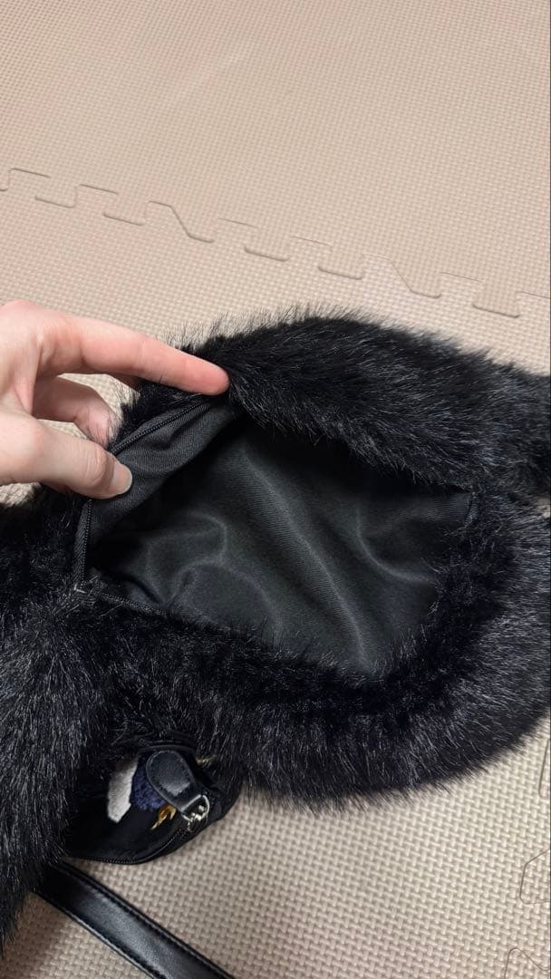 アトリエピエロ 猫 ショルダーバッグ 黒 ファー 黄目 ロリータ