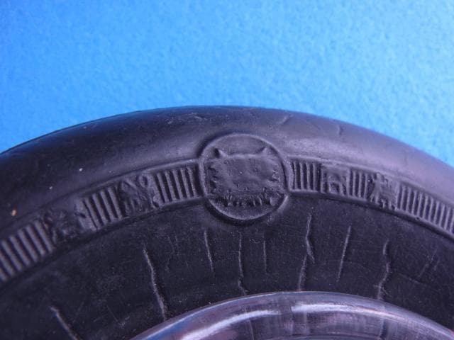 鬼タイヤ　ガラス灰皿　日米商店　鬼号　戦前　大正　昭和レトロ　ホーロー看板