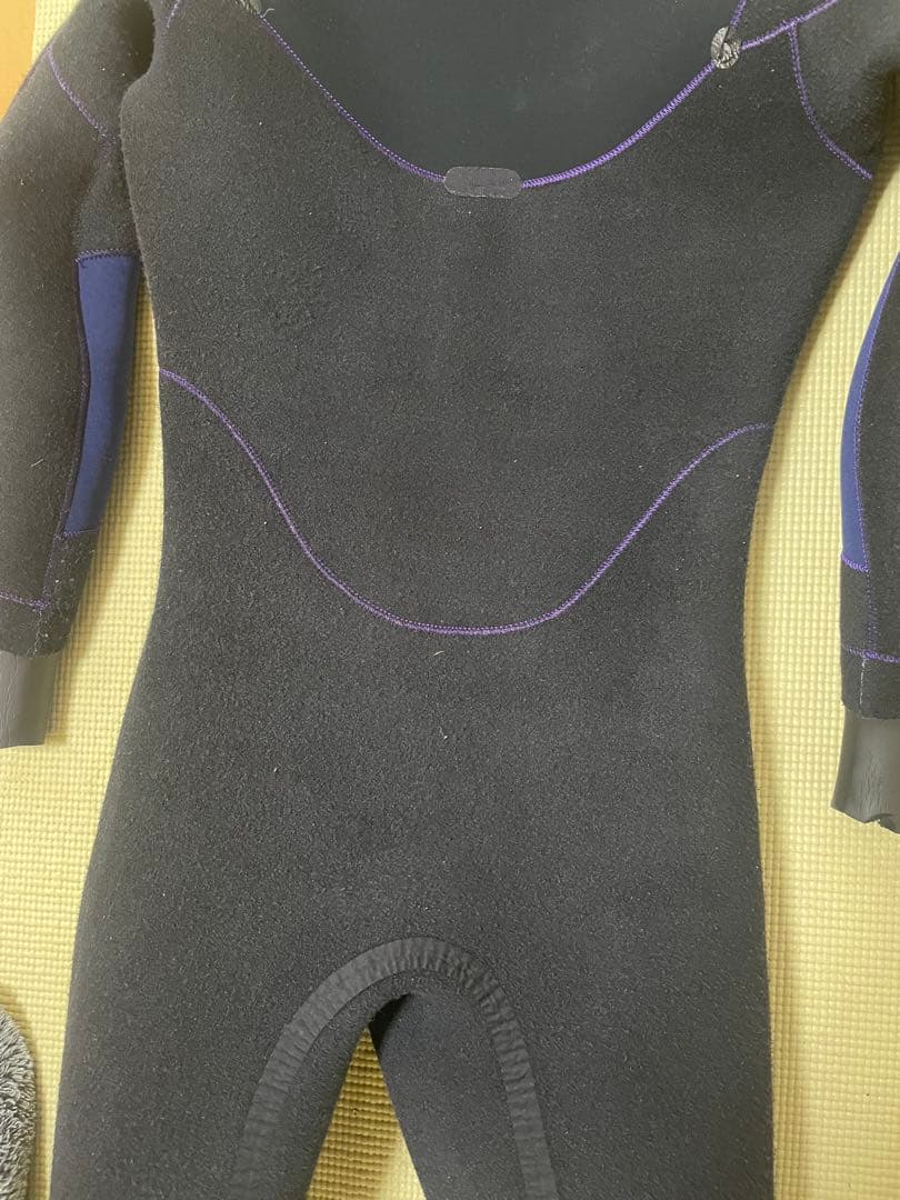 2022FWフルスーツセミドライ4/3mm hybrid u-zip