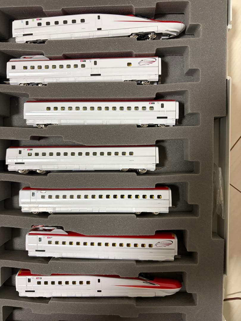 TOMIX E6系秋田新幹線(こまち) 基本&増結7両セット Nゲージ 室内灯付