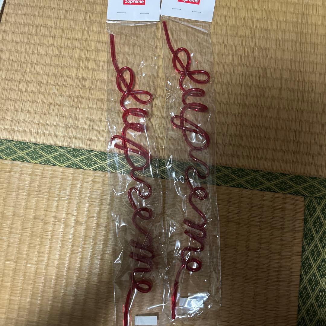 supreme シュプリーム　グッズ　アイテム