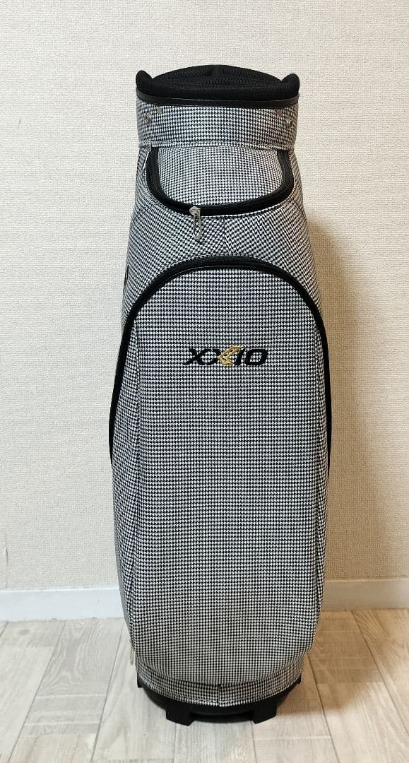 ゼクシオ　新品未使用キャディバッグ