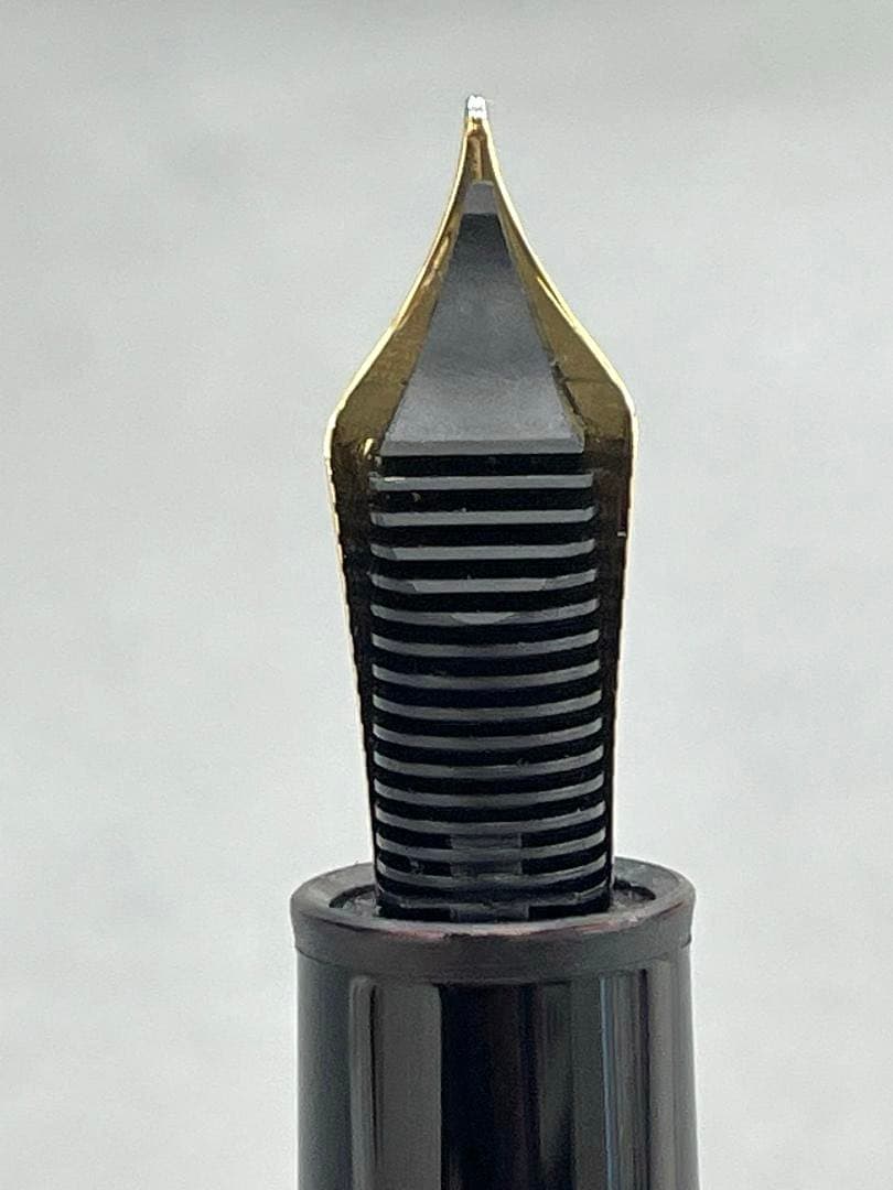 モンブラン MONTBLANC P146ル・グラン 万年筆 プラチナクラシック