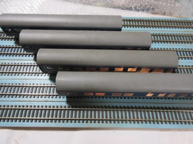 国鉄 20系特急形客車 中間車 4両セット HOゲージ (金属製・カツミ製）