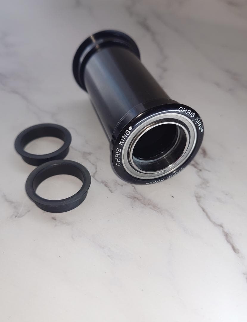 Chris King Press Fit 24 BB92 (ブラック) 24mm