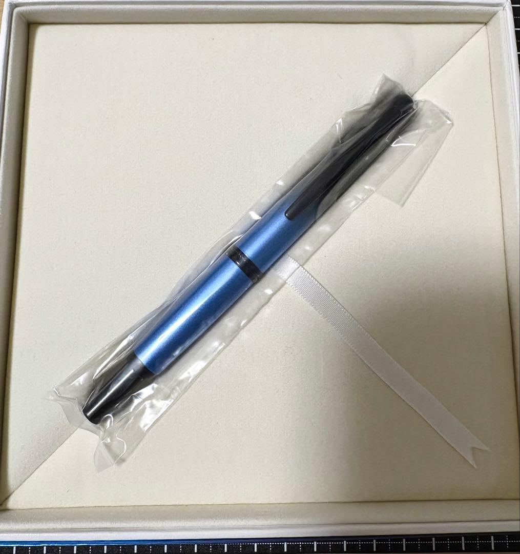 PILOT パイロット　キャップレス アイスブラック　限定　F 細字　新品未使用