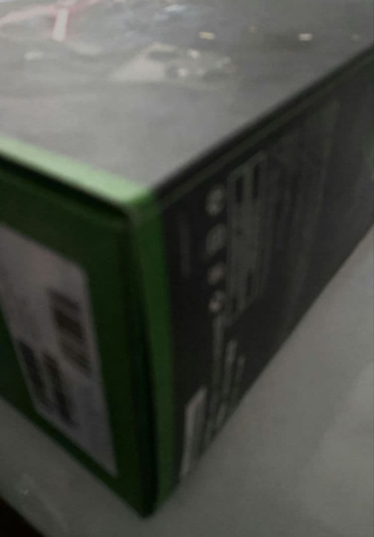 Xbox One X (Star Wars ジェダイ： 同梱版)　未開封