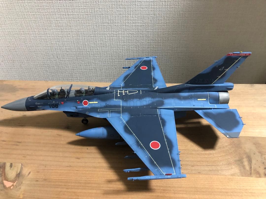 航空自衛隊　F-2B プラモデル